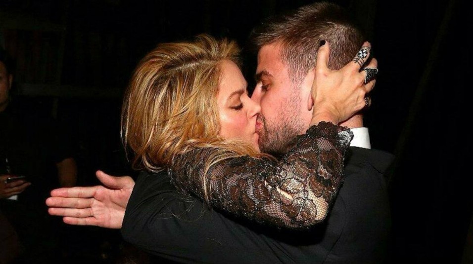 int_shakira_pique-super_13777154