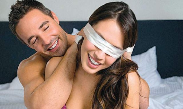Pareja adulto pequeño Pareja adulto pequeño