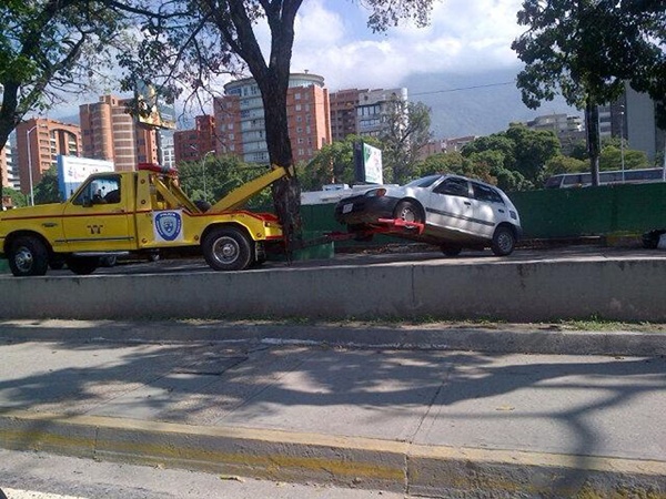 Foto Remolque medios