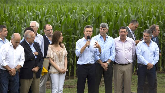 mauricio-macri-presidente-2138894w640