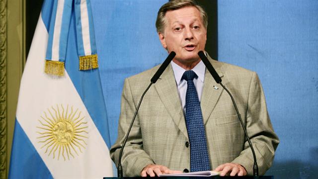 mauricio-macri-presidente-2138897w640