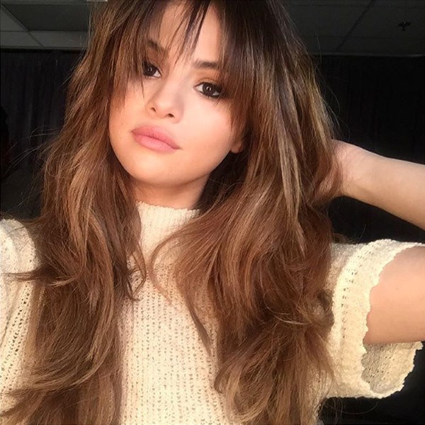selena1-1