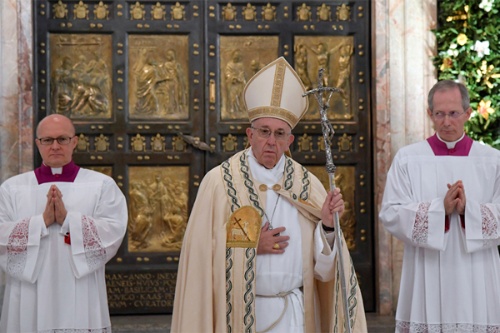 pope1.jpg_736776827