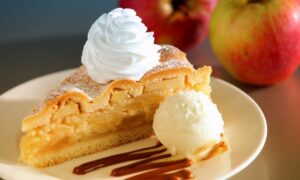 Pie de manzana con helado de vainilla, un sabor irresistible
