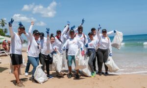 Red por el Planeta de Coca-Cola FEMSA presente por la limpieza de las costas venezolanas