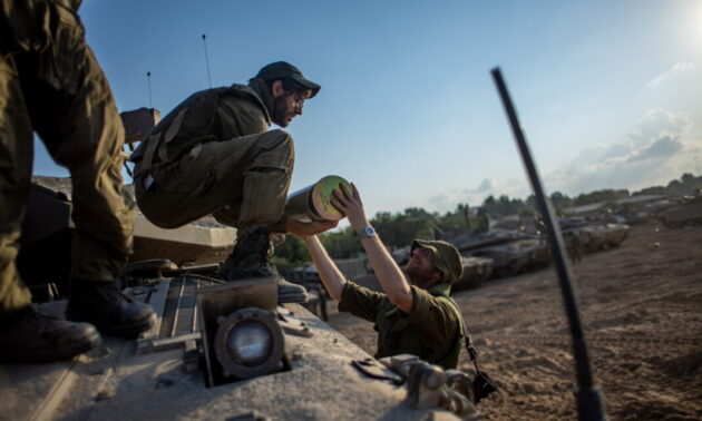 Ejército israelí mata a un comandante de Hamás en su ofensiva sobre la