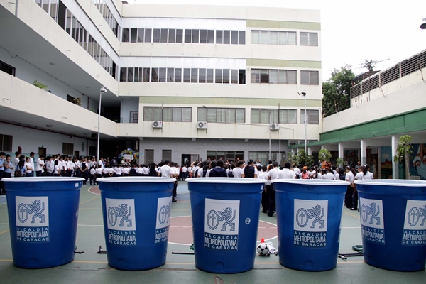 El agua va a la escuela (1)