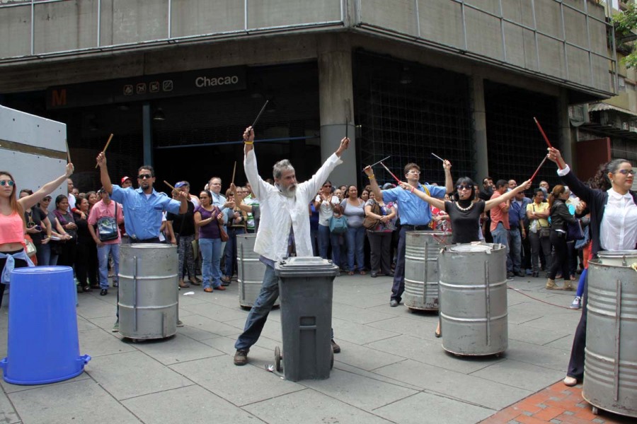 Caracas-448-Canción-Flash-Mob-1-900x600