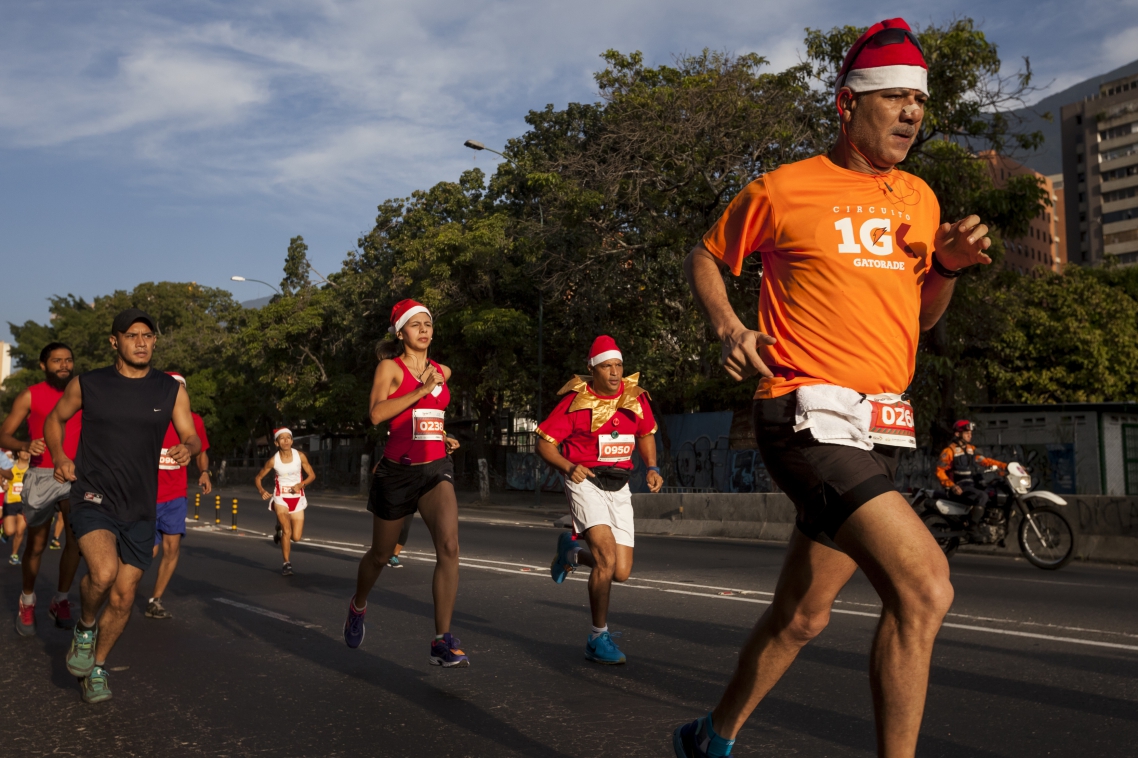 CARRERA DE NAVIDAD "SANTA RUN" EN CARACAS