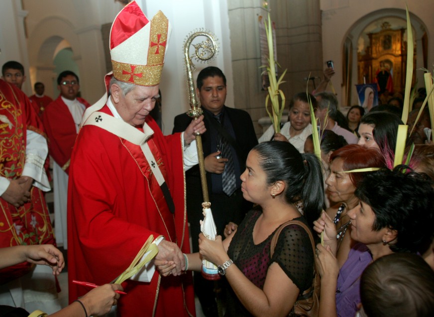 MISA CARDENAL JORGE UROSA SAVINO PALMAS BENDITAS