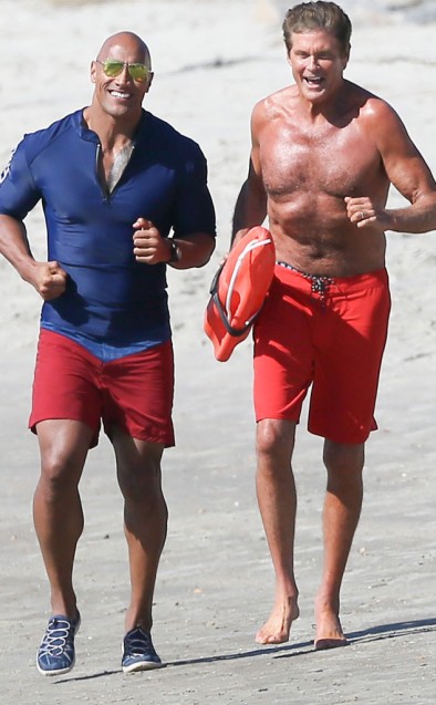 rs_634x1024-160323071527-634.David-Hasselhoff-Dwayne-Johnson-Baywatch-JR-032316