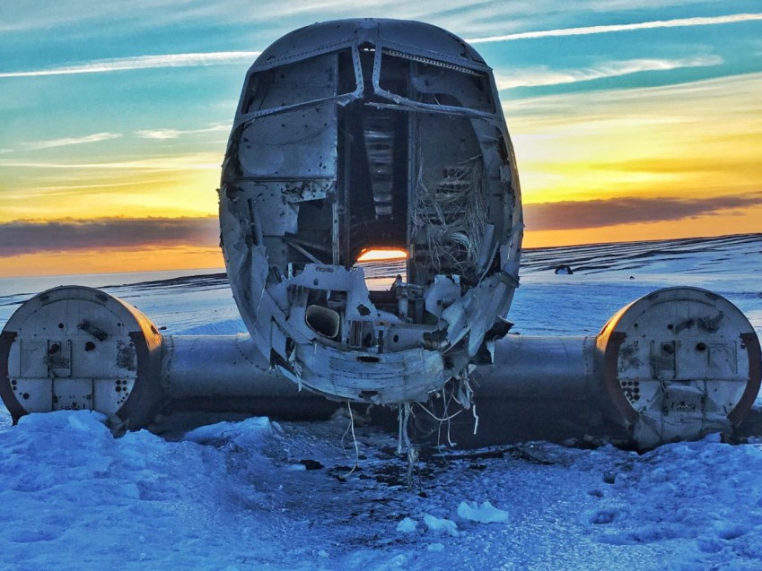 avion-abandonado-islandia-3