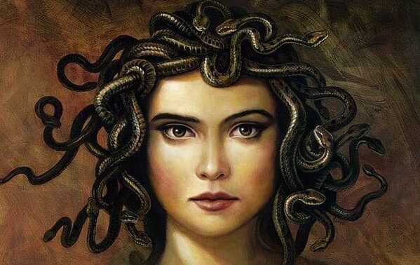 El Mito De Medusa: La Gorgona Mortal