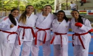 Kumite femenino se alza campeón Panamericano