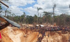 Gobierno del Estado Bolívar se solidariza con víctimas del derrumbe en mina de La Paragua