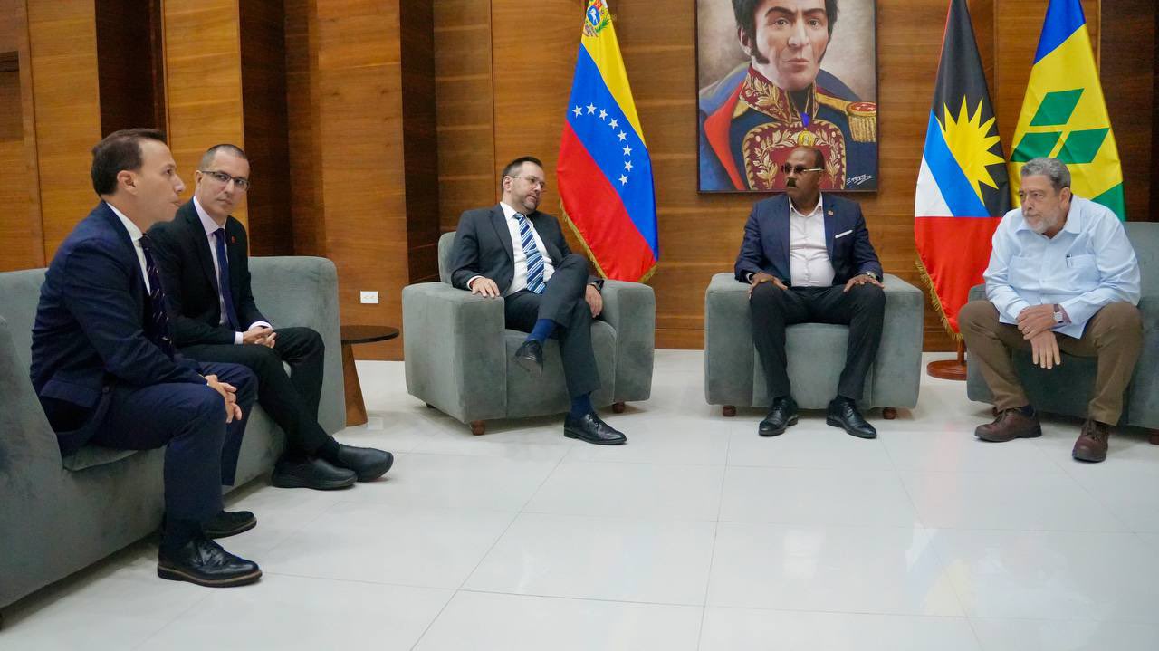 Caracas recibe a los primeros ministros del Caribe para cumbre ALBA