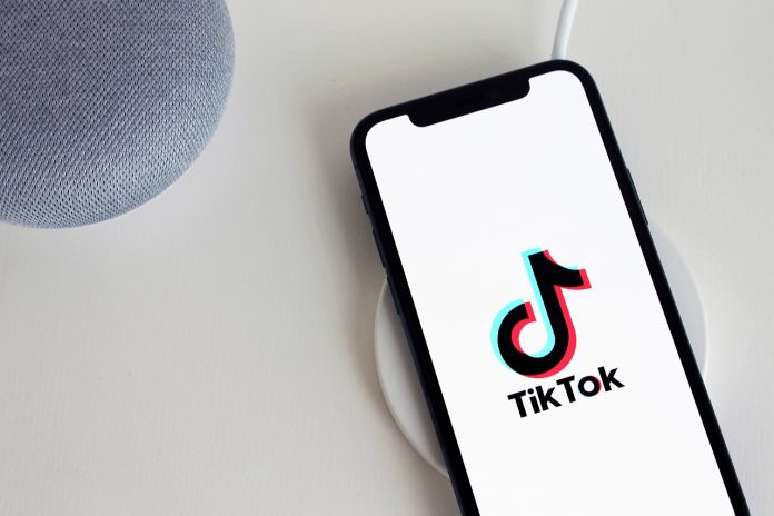 Las nuevas estafas a nombre de TikTok ponen en aprietos a la popular aplicación de videos