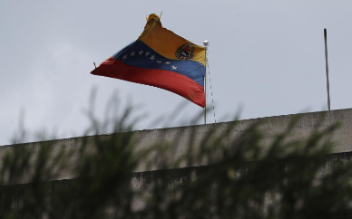 Los desafíos que afrontan los venezolanos en Ecuador tras el cierre de la embajada