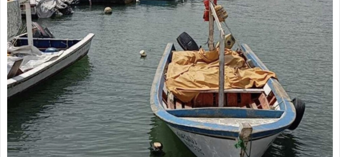 Sigue desaparecido el pescador de lancha naufragada en alta mar