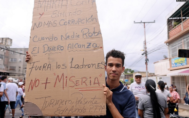 VOA: Lo que piden los venezolanos en los actos de campaña de la oposición