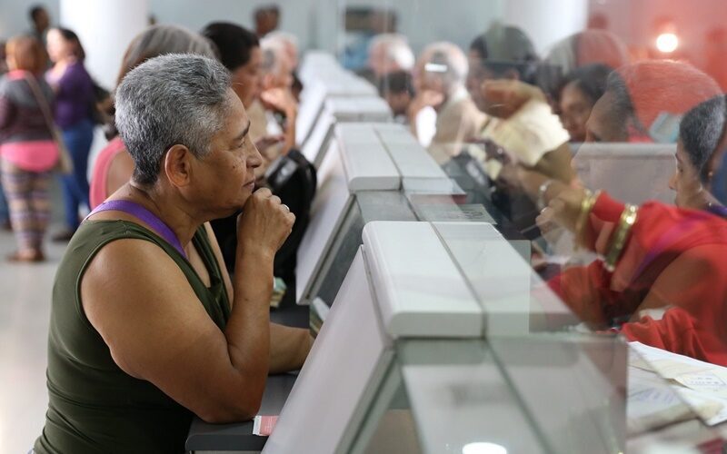 Diputado venezolano revela cuándo el Ejecutivo aumentará las pensiones