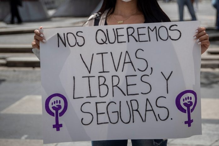 Cepaz documentó 90 femicidios de venezolanas en el exterior en 2023