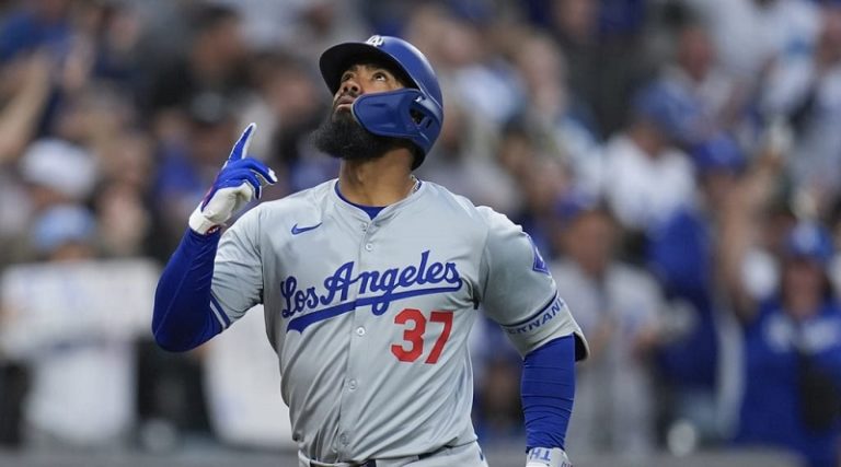 Teóscar Hernández conecta Grand Slam en triunfo de los Dodgers