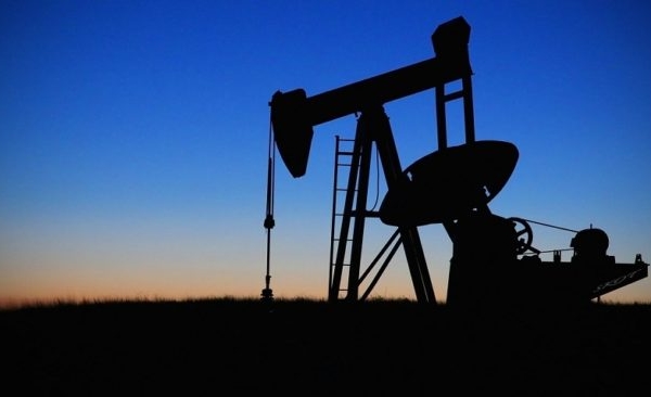 Precio del petróleo WTI sube un 0,78% tras caída en reservas comerciales de EEUU