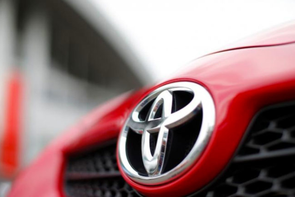 Toyota anunció beneficios récord en su ejercicio 2023-24